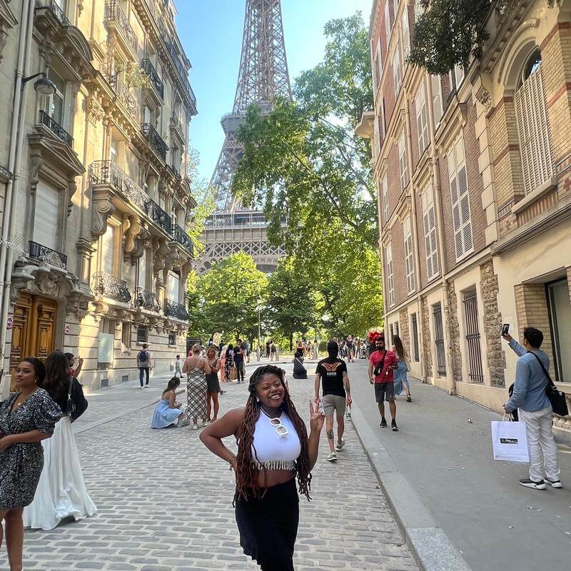 Deja in Paris